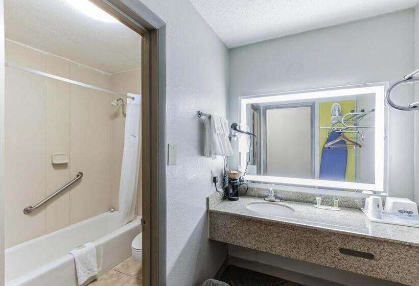 ホテル Days Inn I81 King Bed