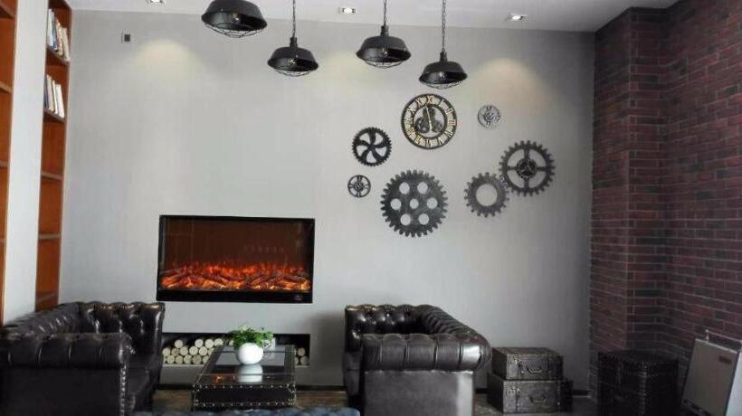 Otel James Joyce Coffetel·shanghai Jinshan City Beach Bailian Shopping Center