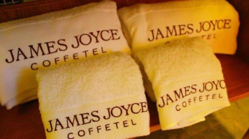 Otel James Joyce Coffetel·shanghai Jinshan City Beach Bailian Shopping Center