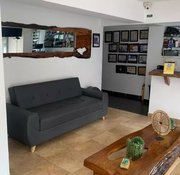 هتل Lindbergh Quindio