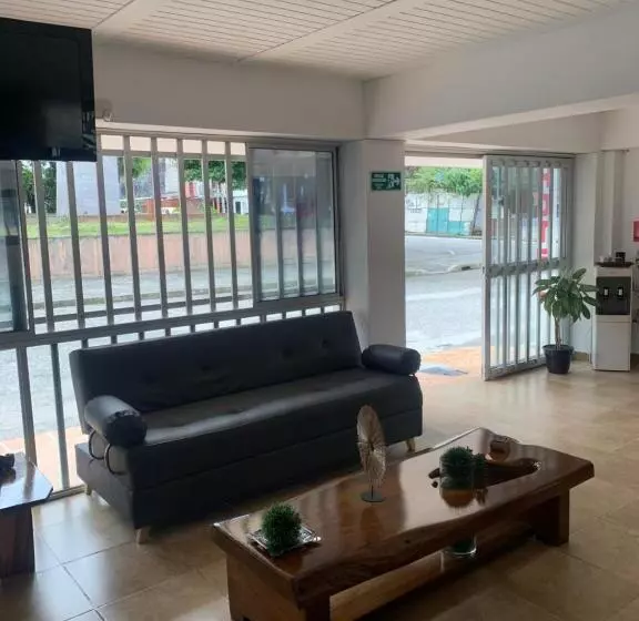 هتل Lindbergh Quindio
