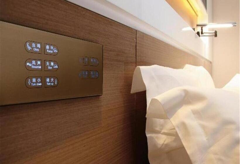 Lavande Hotels·lasa Railway Station