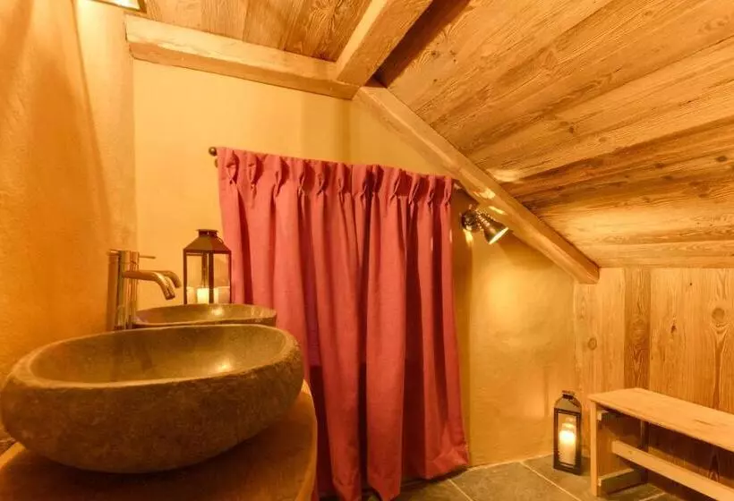 Les Cabanes De Rensiwez