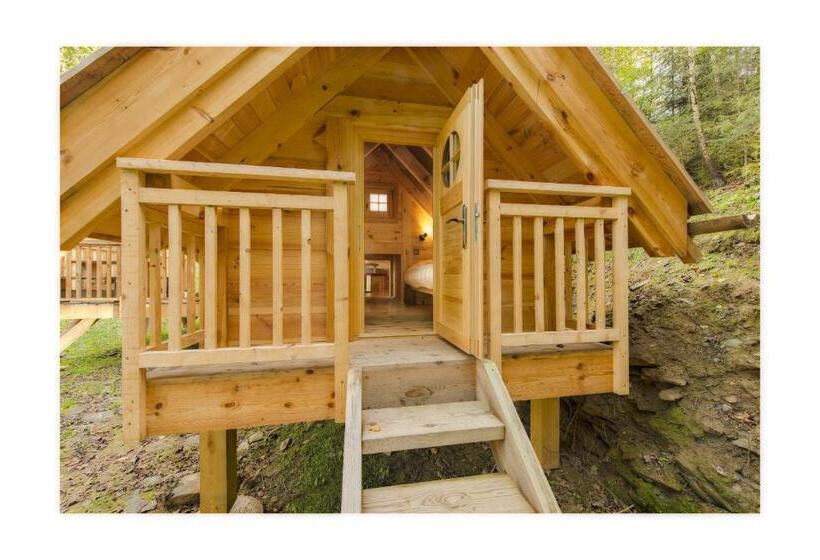 Les Cabanes De Rensiwez