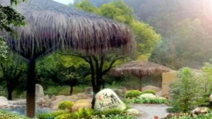 Longyan Capital International Hot Spring Resort