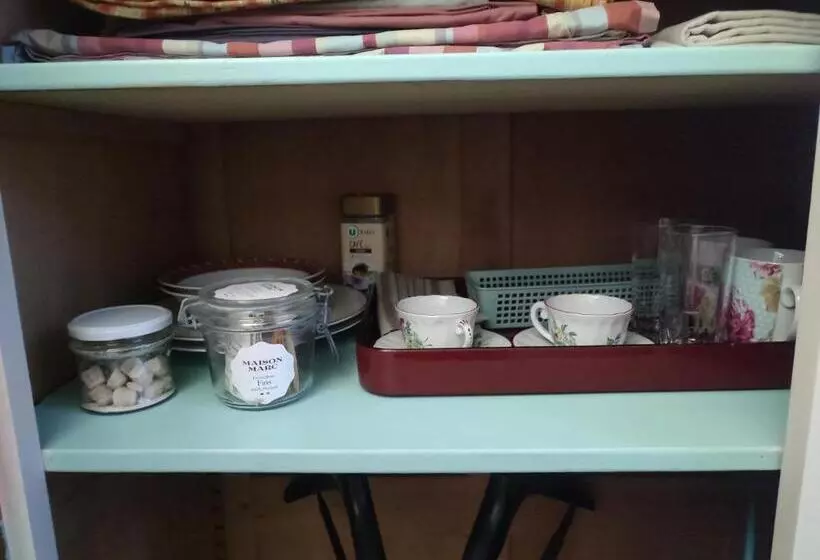 پانسیون Chambre Indépendante Avec Salle De Bains Privée