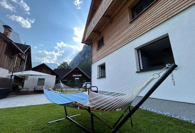 펜션 Guesthouse Alpinum