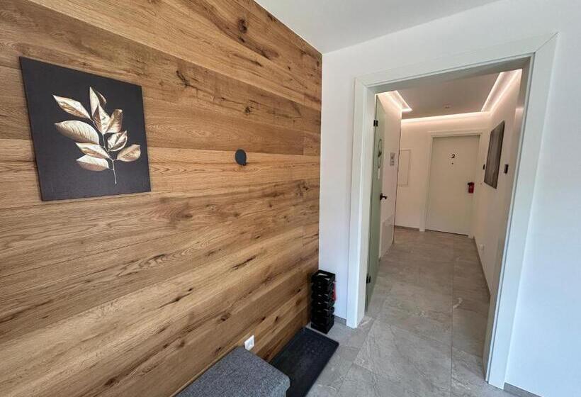 펜션 Guesthouse Alpinum