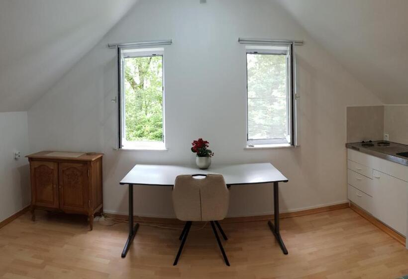 پانسیون L écrin Sous Les Toits