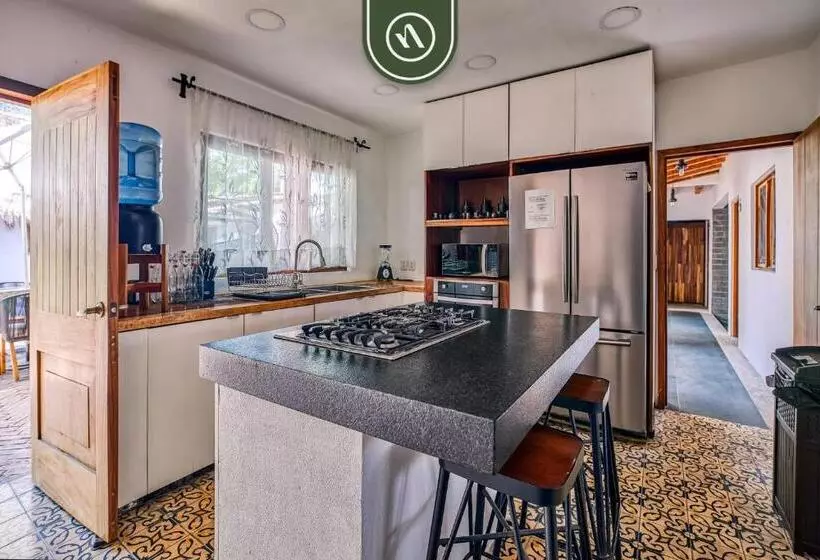 هاستل Bed And Breakfast Dormitory Room With Pool   Nuevo Vallarta