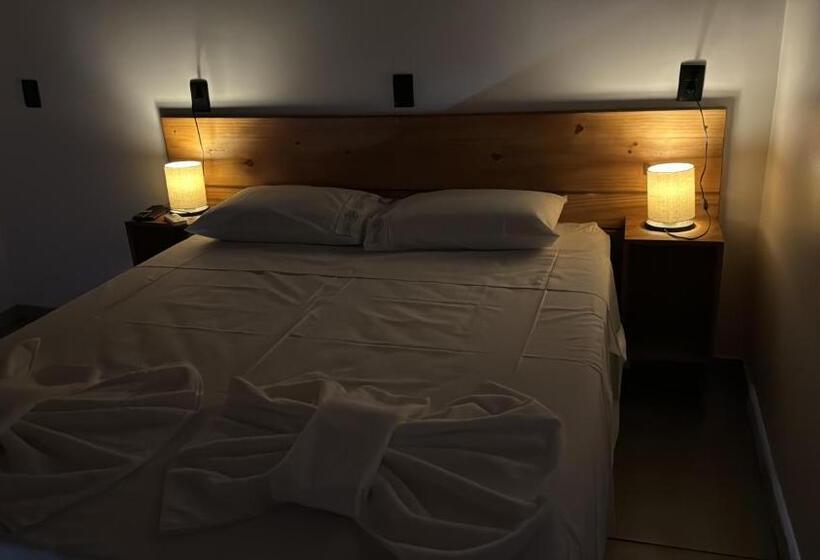 Herberge Pousada Canto Do Cedro