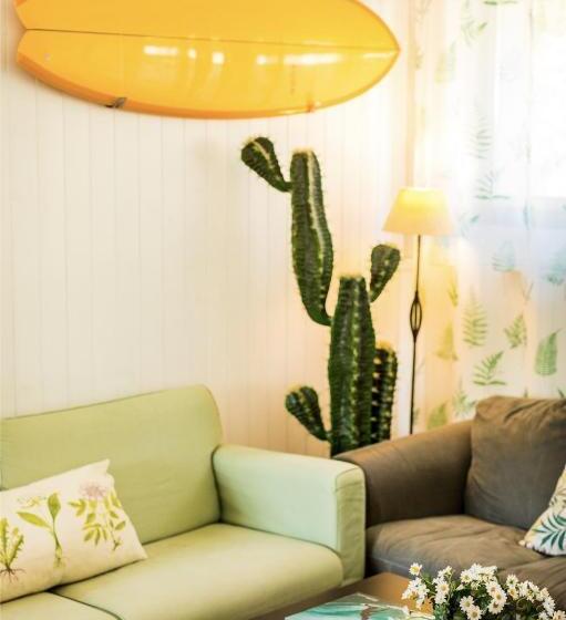 هاستل Santa Marina Surf