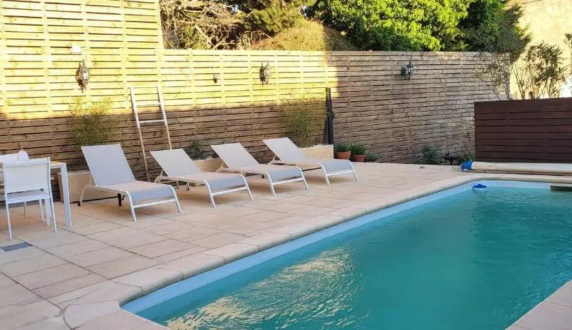 ベッドアンドブレックファースト La Maison Millésime