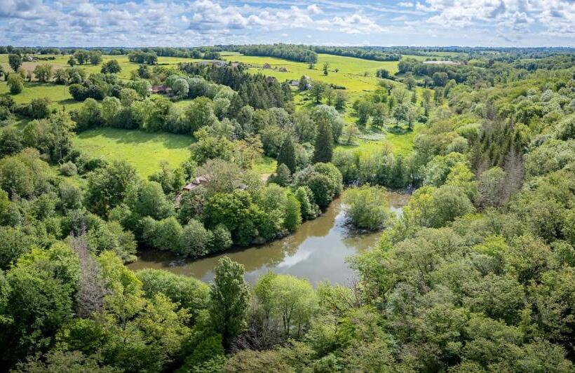 مبيت وإفطار Moulin De Retord, Côté étang Chambres D Hôtes