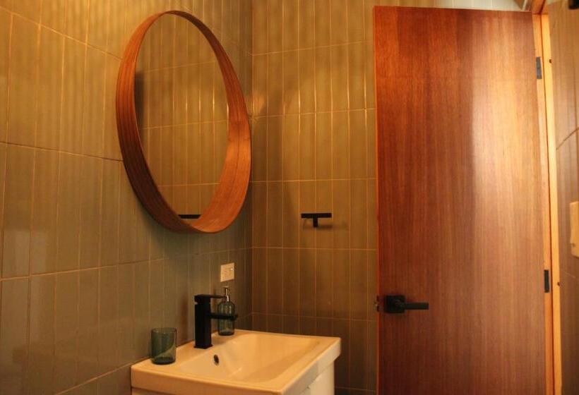 Casa Bajura Bed And Breakfast