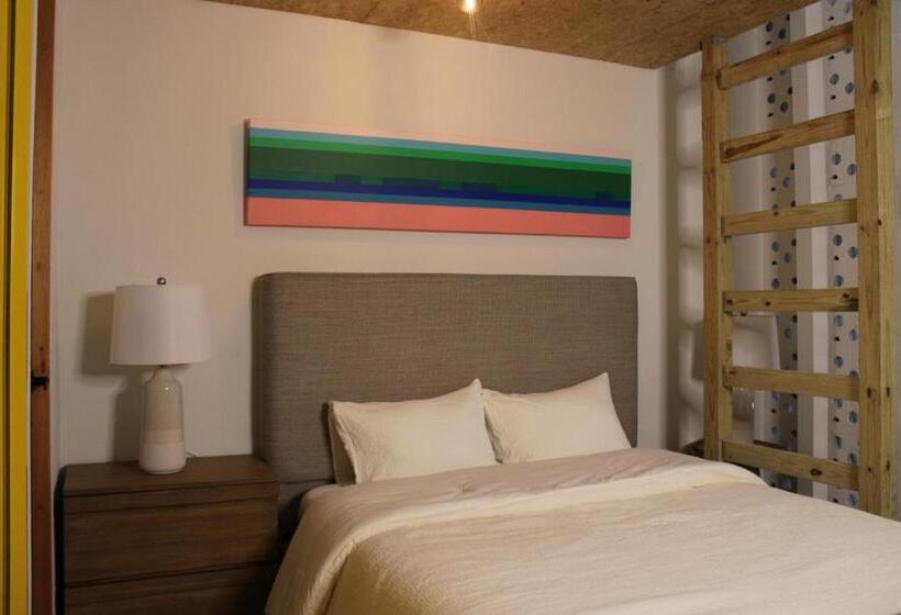 Casa Bajura Bed And Breakfast