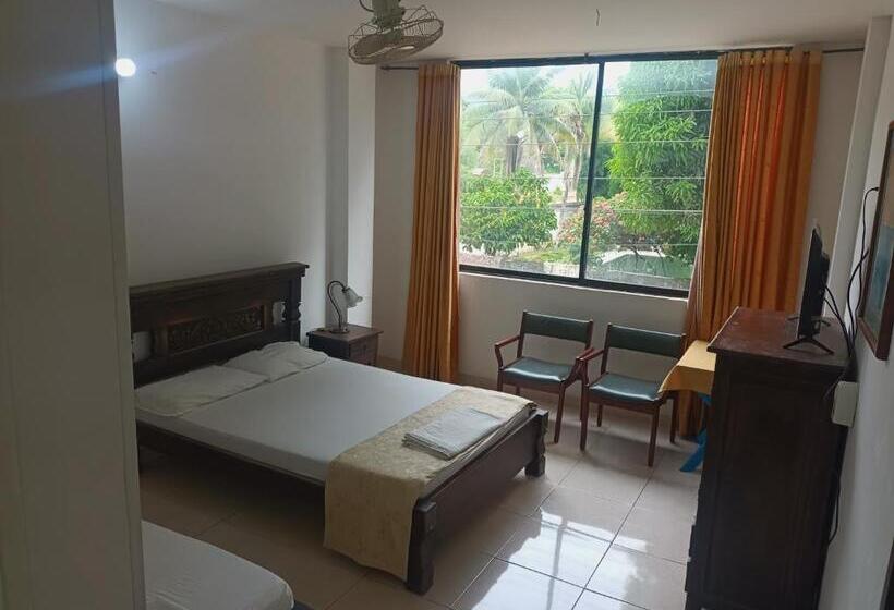 בית מלון כפרי Av 15