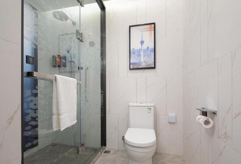 בית מלון כפרי Hilton By Hampton Chengdu North Railway Station