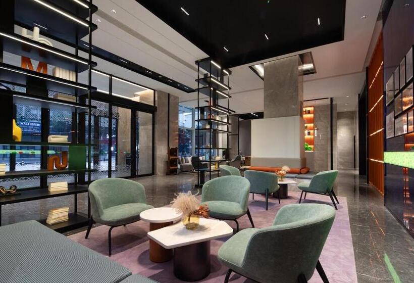 בית מלון כפרי Hilton By Hampton Chengdu North Railway Station