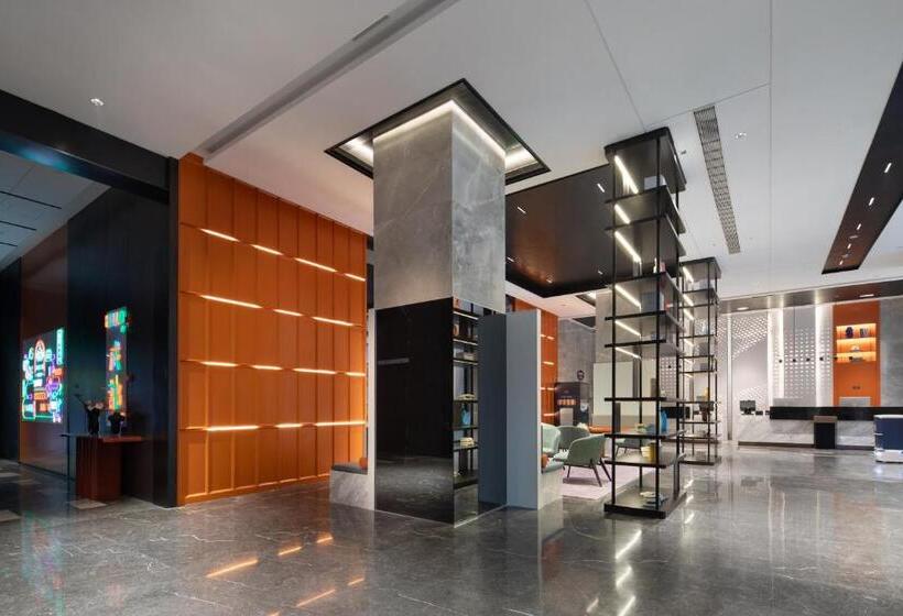 בית מלון כפרי Hilton By Hampton Chengdu North Railway Station