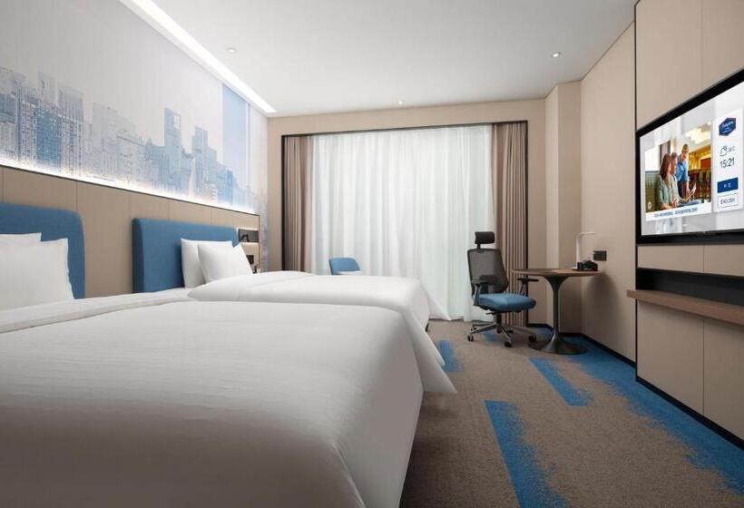 בית מלון כפרי Hilton By Hampton Chengdu North Railway Station