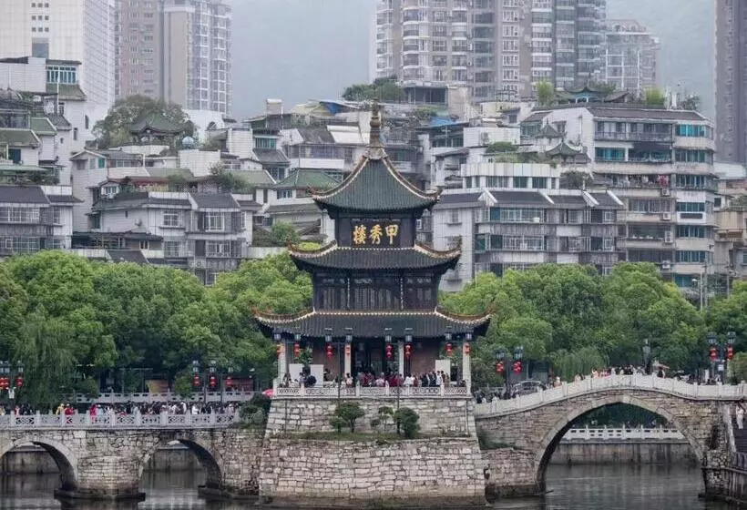 Hotelli Home2 Suite By Hilton Guiyang Nanming Jiaxiu