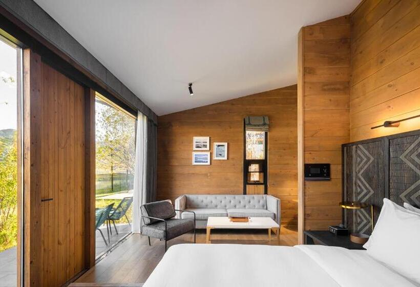 Hotel Indigo Lugu Lake, An Ihg