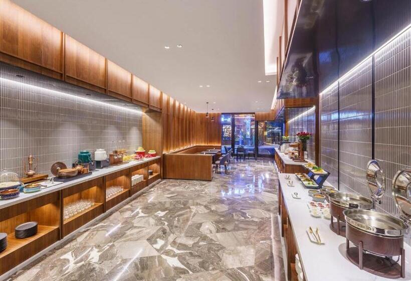 فندق Intercity Urumqi High Tech Zone