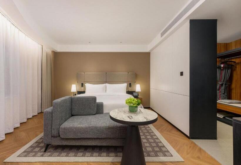 فندق Intercity Urumqi High Tech Zone