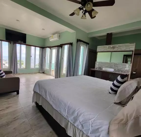 هتل Island Magic Villas