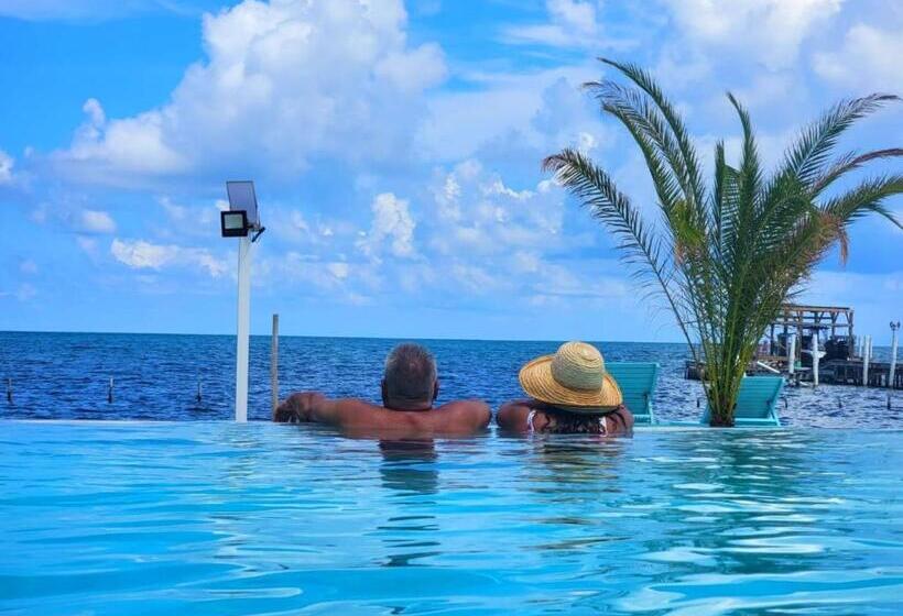 هتل Island Magic Villas