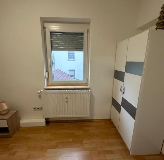 호텔 Monteuren Und Studentenwohnungen Bettvermietung