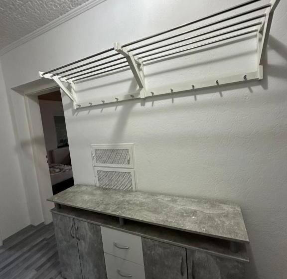 호텔 Monteuren Und Studentenwohnungen Bettvermietung