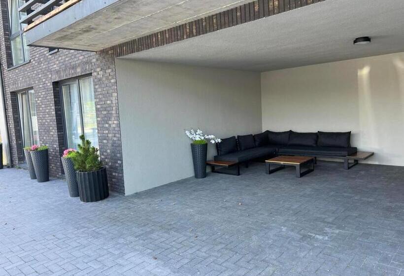 هتل Seaside Apartments 4