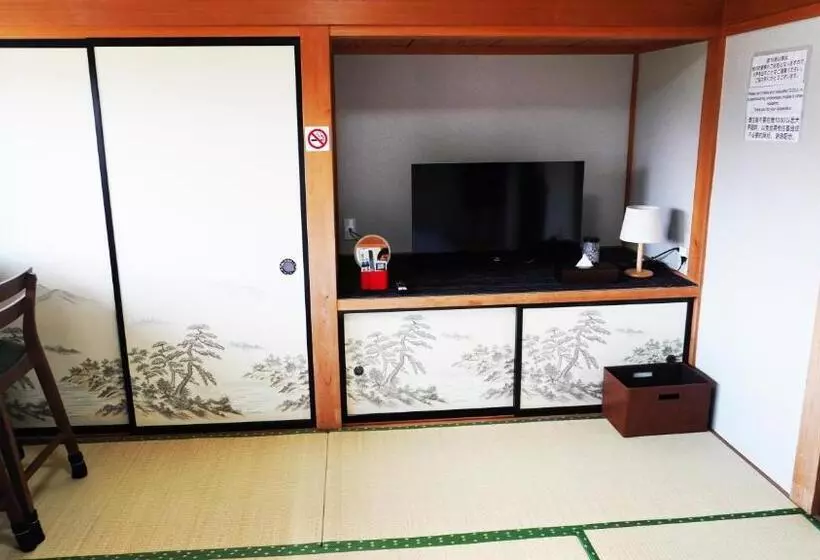 ペンション 富士山を眺められる宿 ゲストハウス花水木