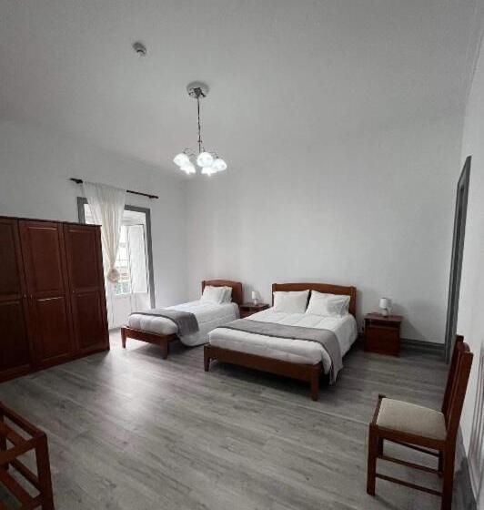 پانسیون Jomafreitas