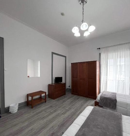 پانسیون Jomafreitas