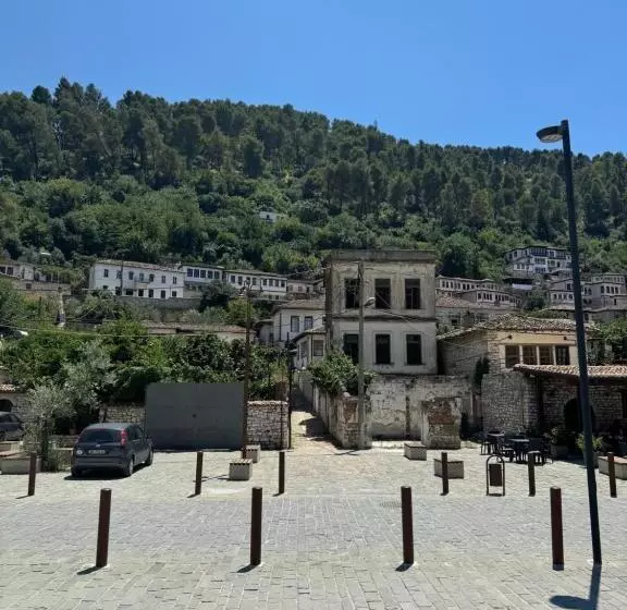 پانسیون Meroli Guesthouse