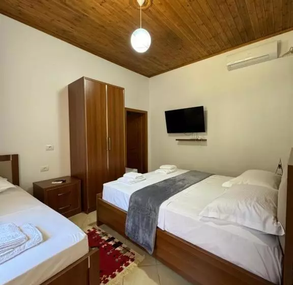 پانسیون Meroli Guesthouse