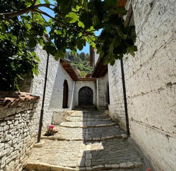 پانسیون Meroli Guesthouse