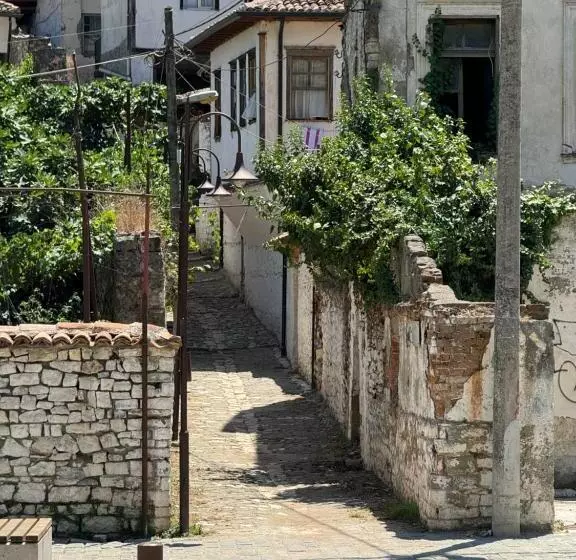 پانسیون Meroli Guesthouse