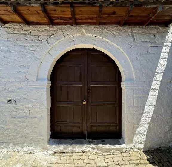 پانسیون Meroli Guesthouse
