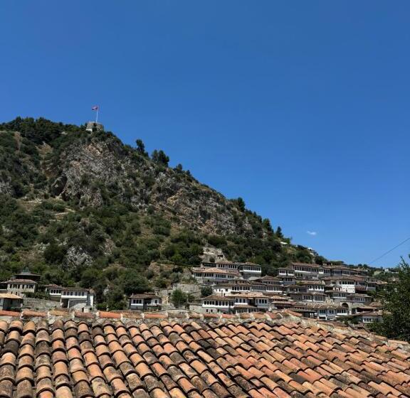 پانسیون Meroli Guesthouse