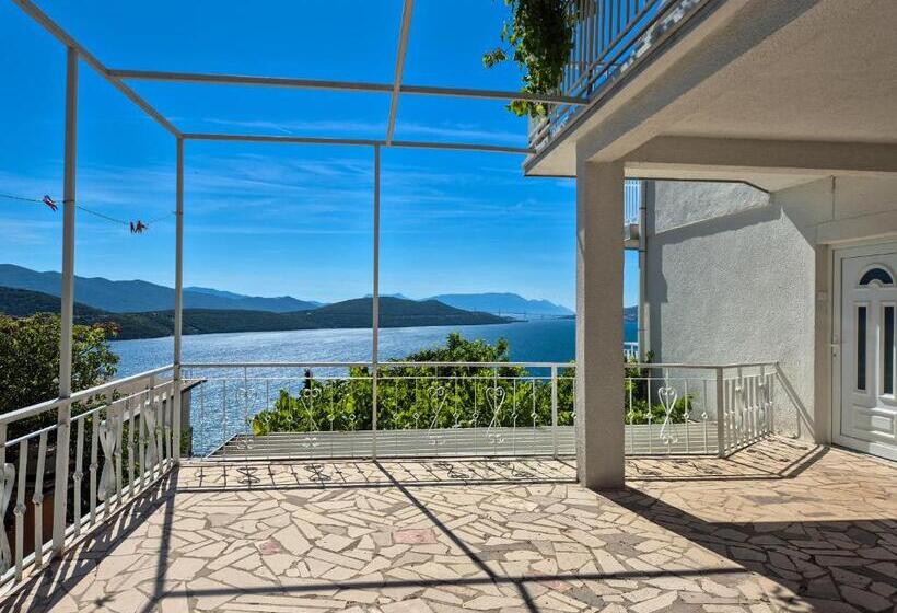 پانسیون Principessa Rooms