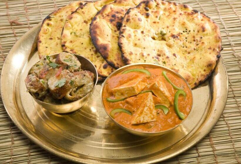 Hotel Super Collection O Rai Ka Bagh Near Railway Station Formerly Pioneer Plaza