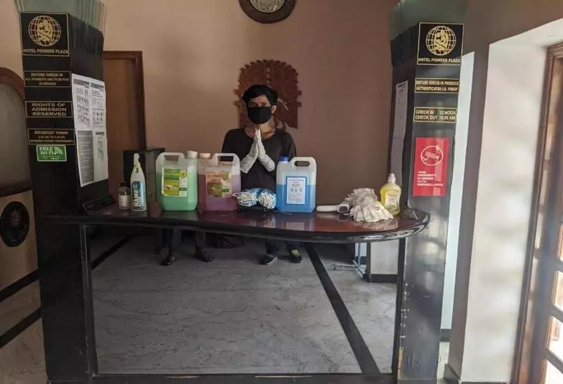 ホテル Super Collection O Rai Ka Bagh Near Railway Station Formerly Pioneer Plaza