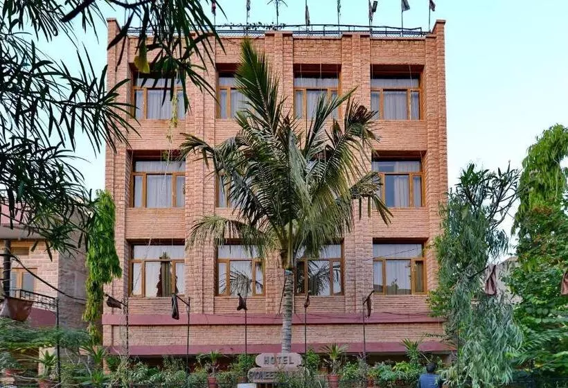 ホテル Super Collection O Rai Ka Bagh Near Railway Station Formerly Pioneer Plaza