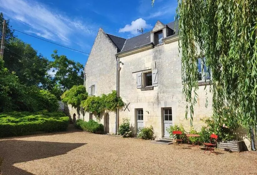 Aamiaismajoitus (B&B) La Cale De La Clauderie