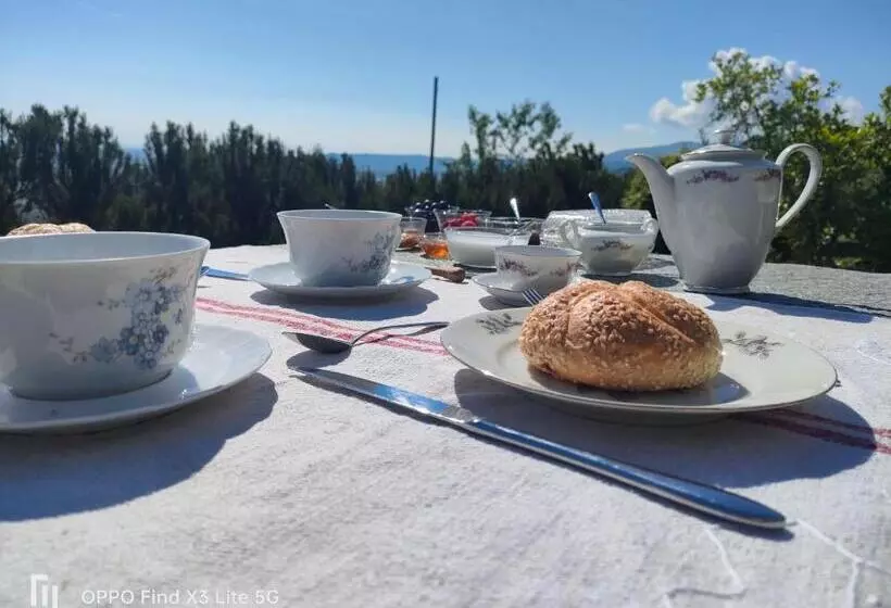 Aamiaismajoitus (B&B) Le Faye