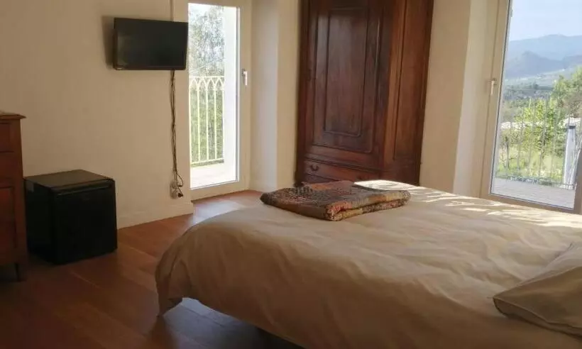 Aamiaismajoitus (B&B) Le Faye